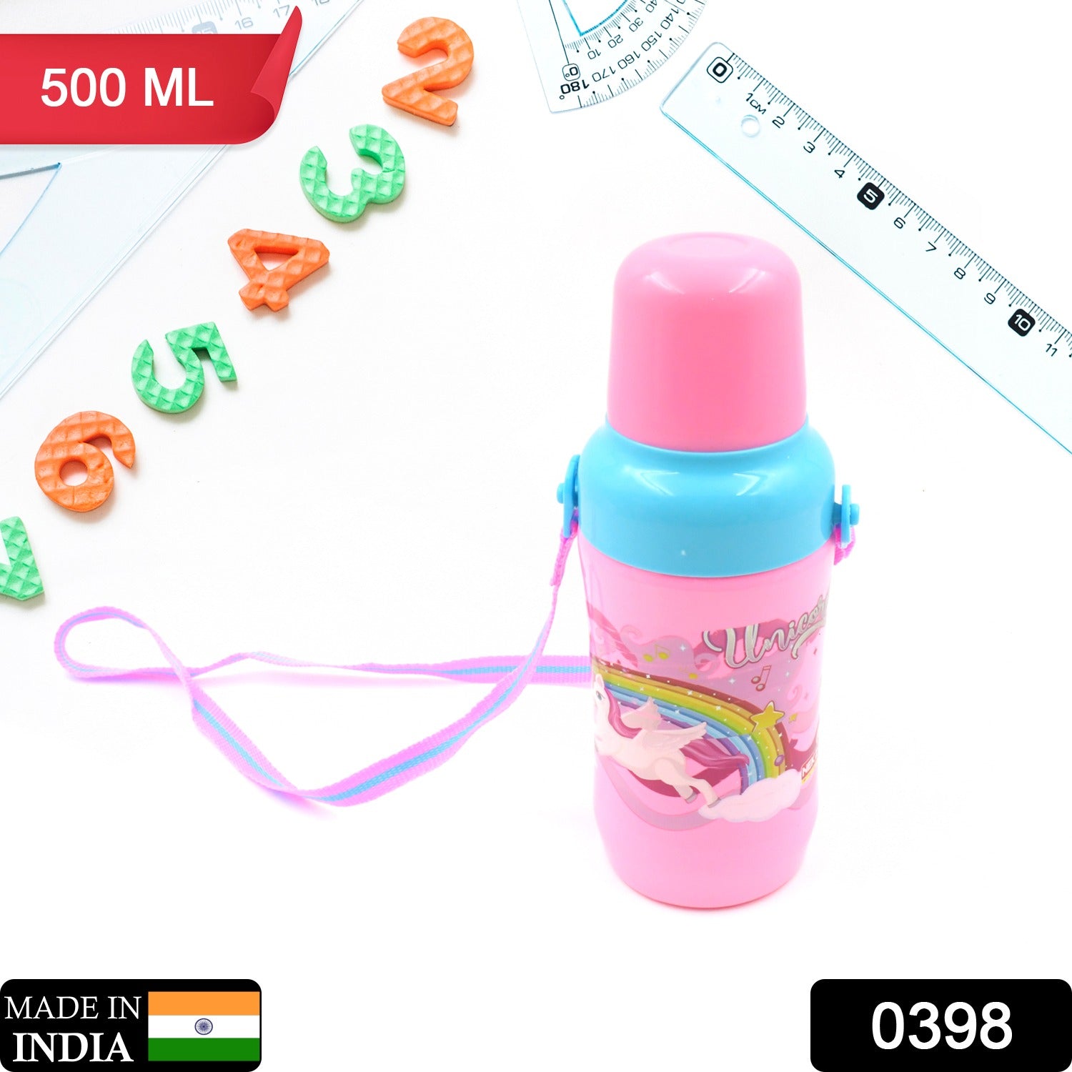 BPA-free water bottle with dori and straw BPA-free water bottle with dori and straw